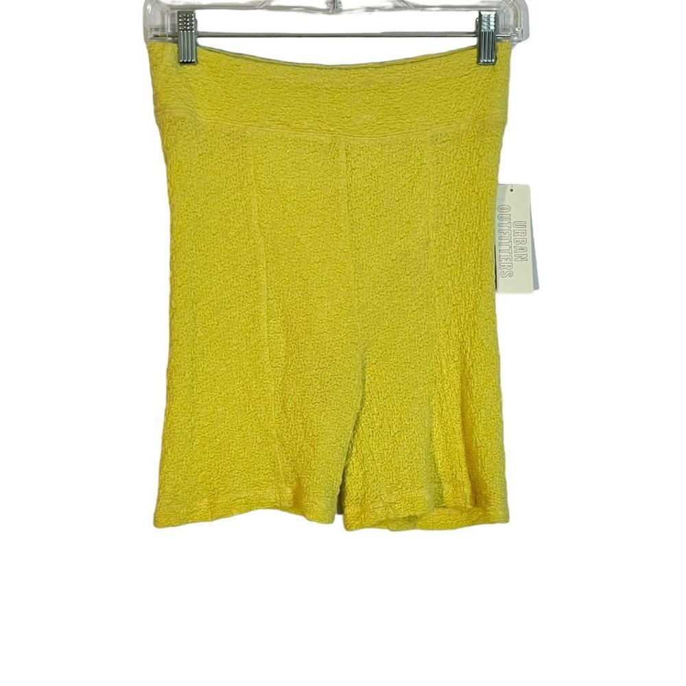 NEW URBAN OUTFITTERS BIKE SHORT LARGE TATUM TEXTURED SHORTS YELLOW HIGH RISE OUT - Picture 3 of 10